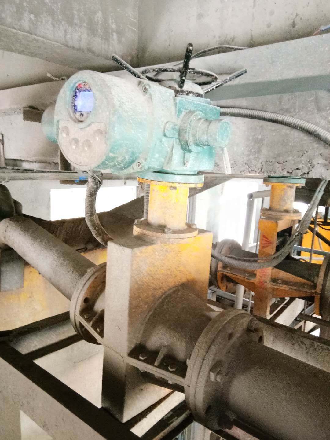 電動(dòng)管夾閥使用現(xiàn)場(chǎng)